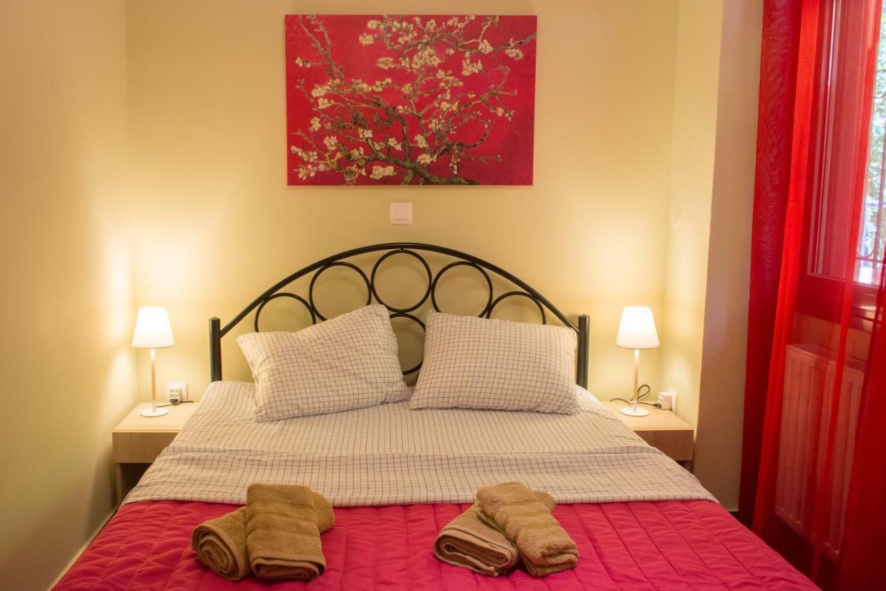Premium Apartment Lycabettus 3-Bedrooms เอเธนส์ ภายนอก รูปภาพ