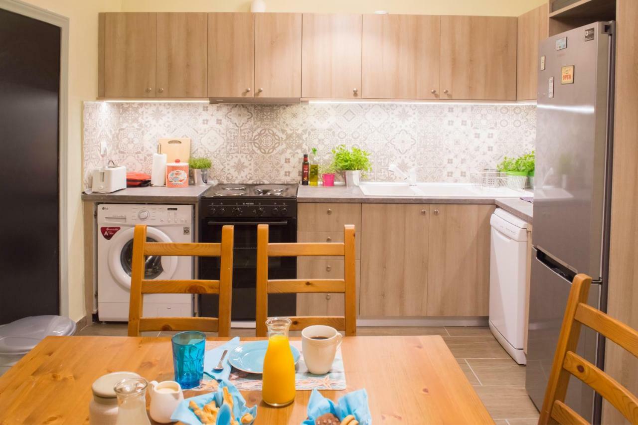Premium Apartment Lycabettus 3-Bedrooms เอเธนส์ ภายนอก รูปภาพ